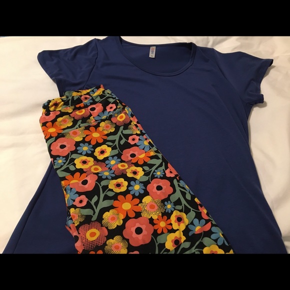 LuLaRoe Other - LuLaRoe TC leggings with XL classic T
